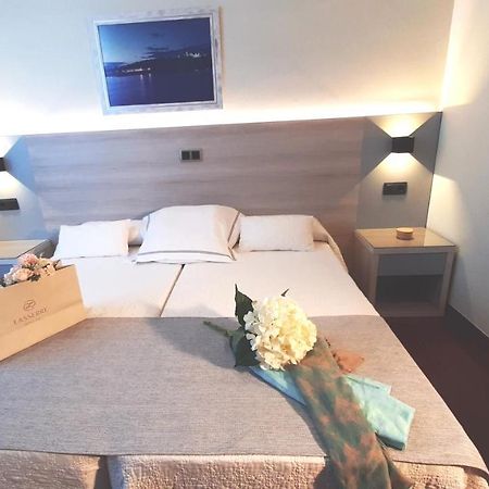 Hotel Nueva Plaza 말리아노 외부 사진