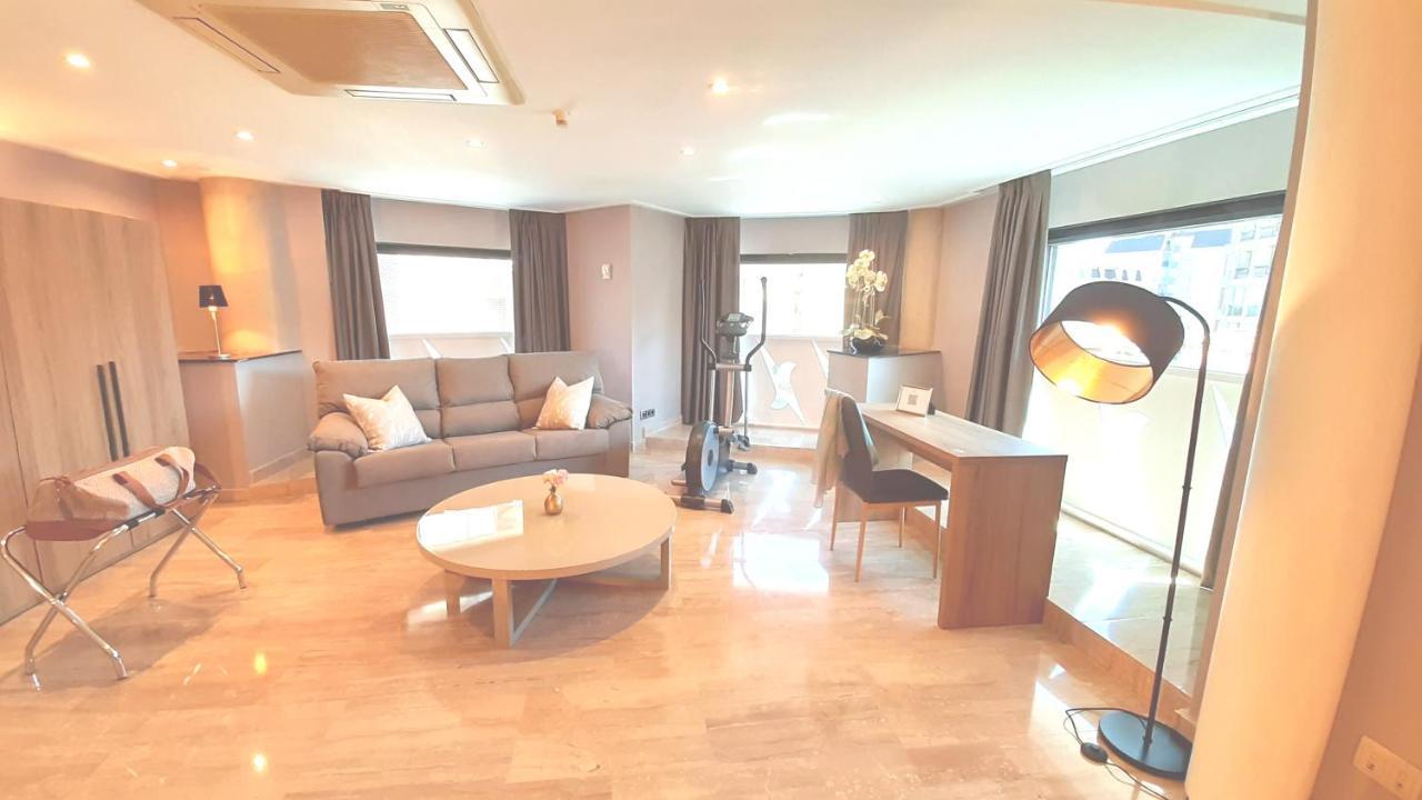 Hotel Nueva Plaza 말리아노 외부 사진
