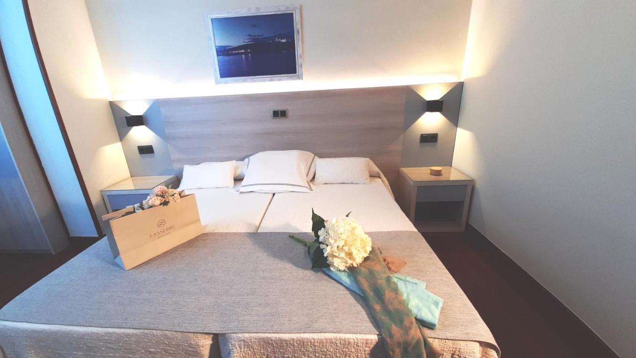 Hotel Nueva Plaza 말리아노 외부 사진