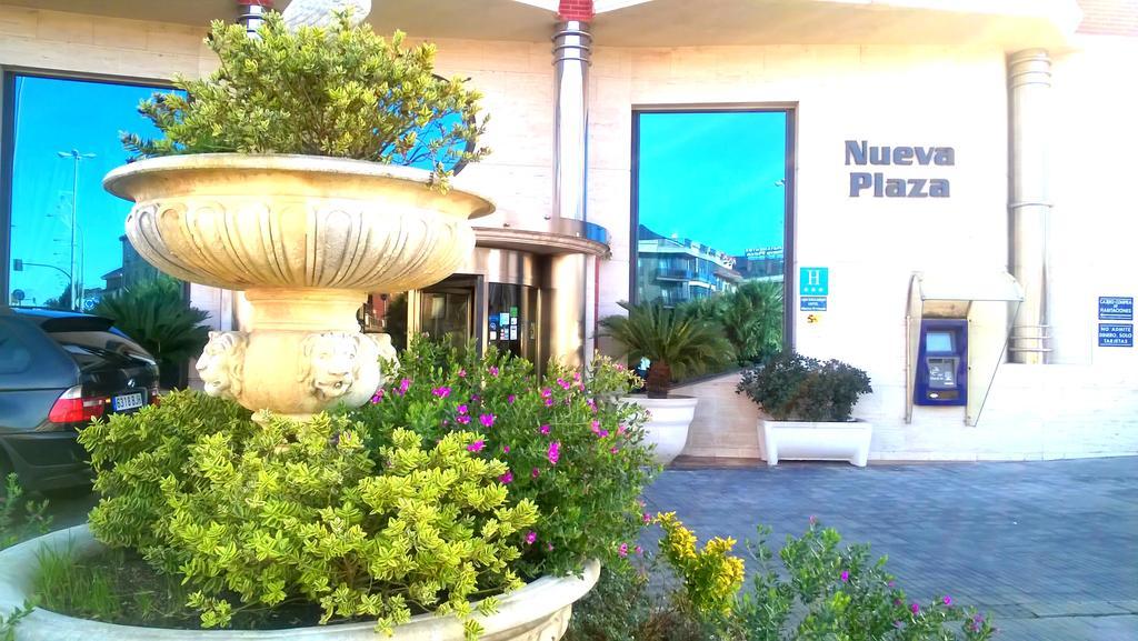 Hotel Nueva Plaza 말리아노 외부 사진